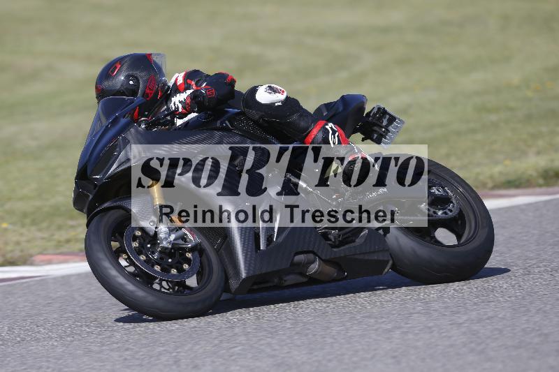 /07 09.04.2026 Cornu Master School ADR/Gruppe blau/83